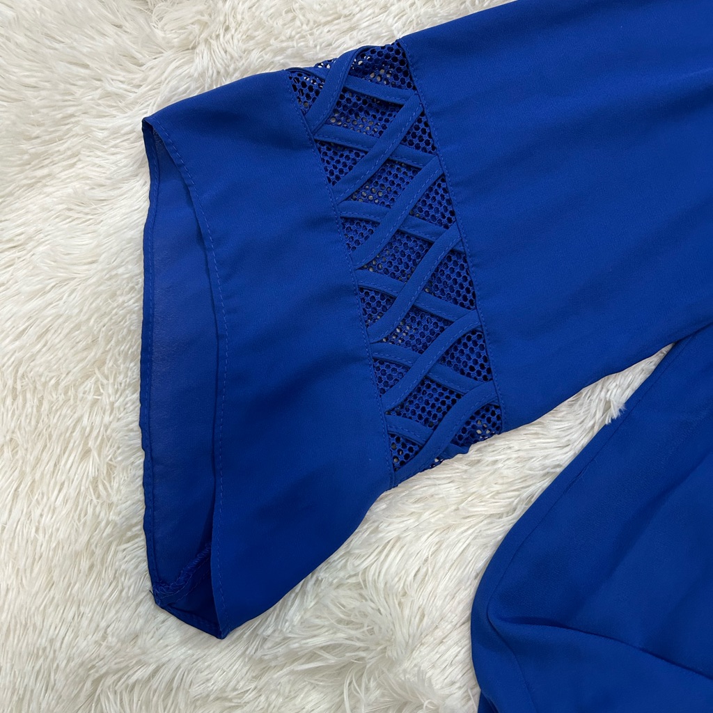 Ab Studio Women’s Scoop Neck Blouse Bell Sleeves Wovens Cobalt Blue Large New — image 8 of 8